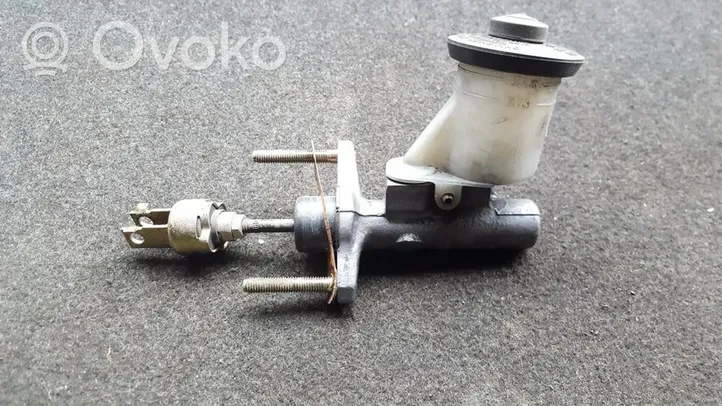 Toyota RAV 4 (XA10) Główny cylinder sprzęgła 