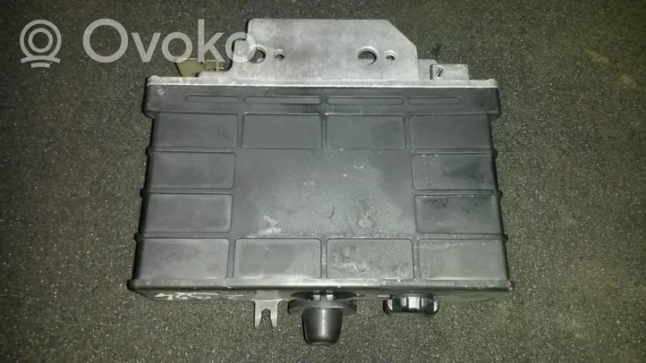 Audi A6 S6 C4 4A Pavarų dėžės valdymo blokas 097927731ds