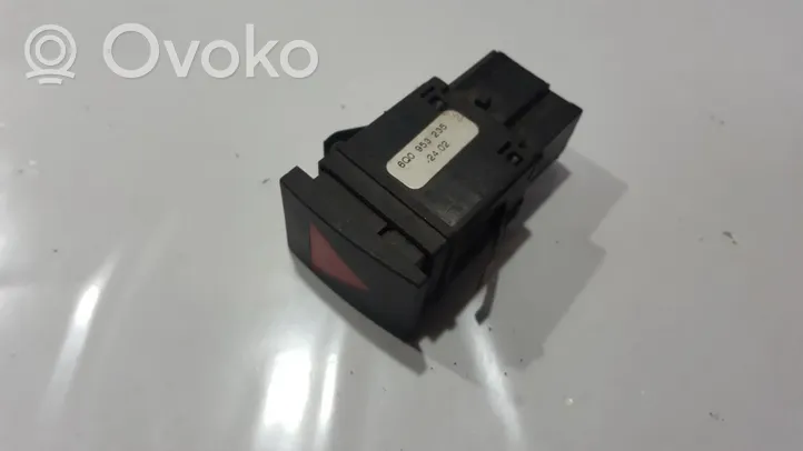 Volkswagen Polo Botón interruptor de luz de peligro 6q0953235