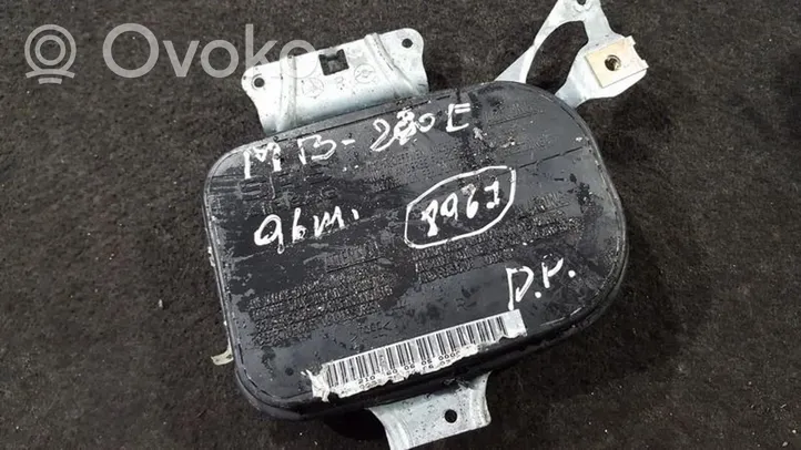 Mercedes-Benz E W210 Poduszka powietrzna Airbag drzwi przednich 2108600605