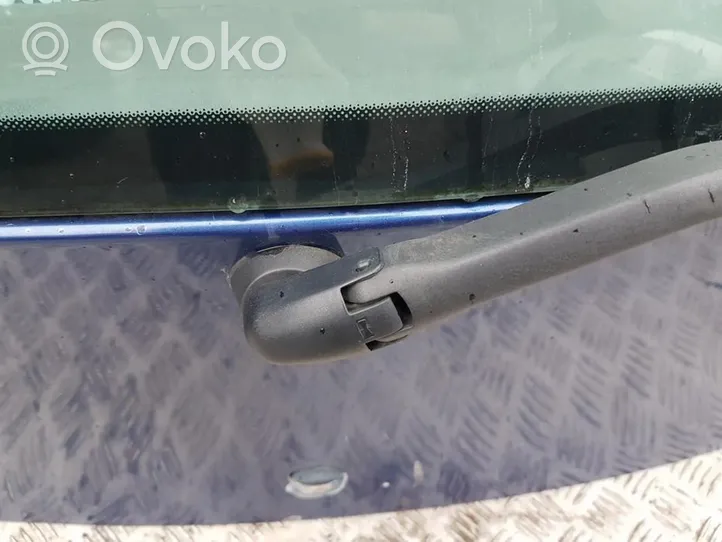 Fiat Punto (188) Galinio stiklo valytuvo varikliukas 