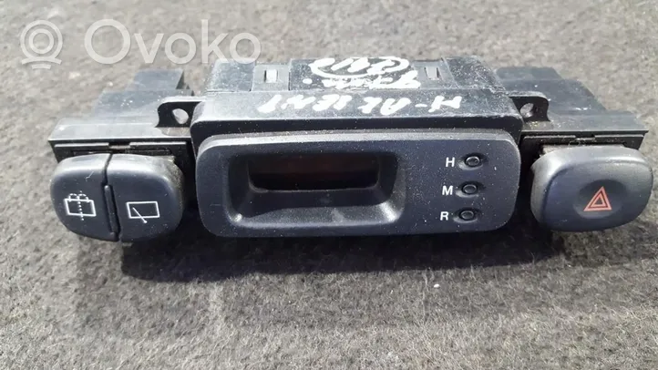 Hyundai Accent Monitori/näyttö/pieni näyttö 9595022010