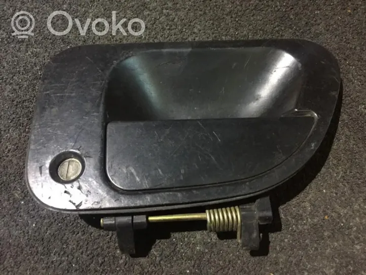 Mitsubishi Space Gear Klamka zewnętrzna drzwi mb927589