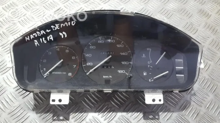 Mazda Demio Spidometras (prietaisų skydelis) 769118890