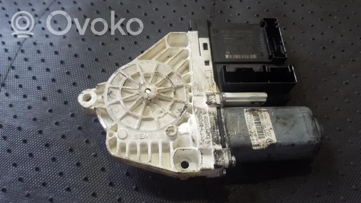 Volkswagen PASSAT B6 Priekinis varikliukas langų pakėlėjo 992729105