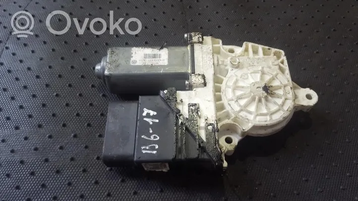 Volkswagen Tiguan Silniczek podnoszenia szyby drzwi tylnych 997756102