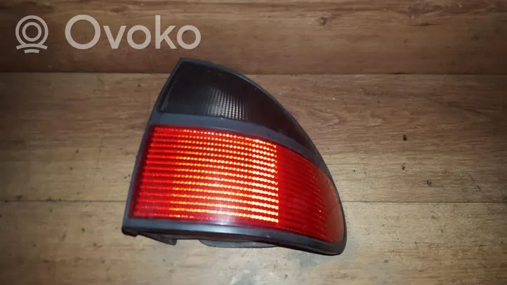 Renault Laguna I Rear/tail lights 7700820051