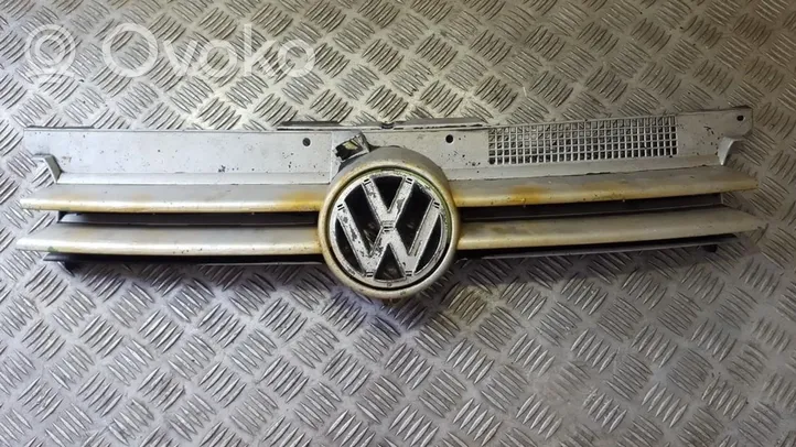 Volkswagen Golf IV Etusäleikkö 1J0853655D