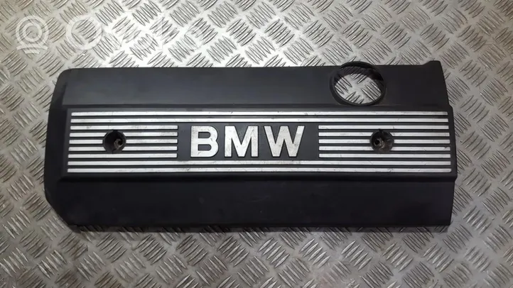 BMW 5 E39 Couvercle cache moteur 11121710781B