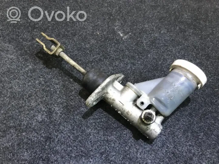 Mitsubishi Lancer Główny cylinder sprzęgła 