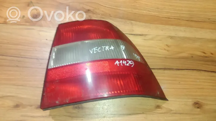 Opel Vectra B Luci posteriori 37360748