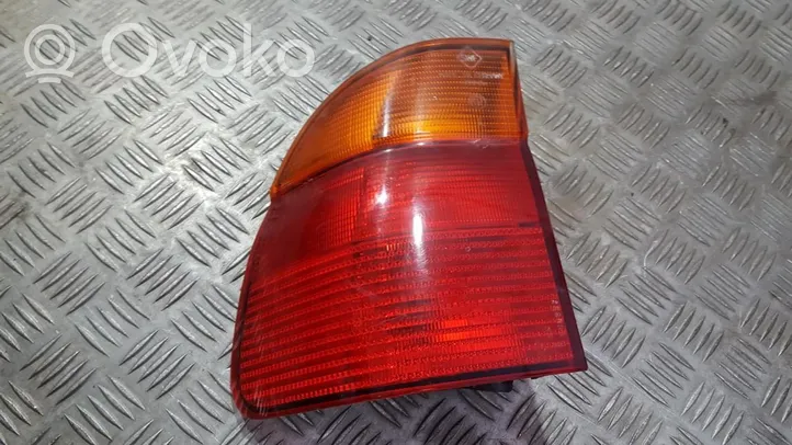 BMW 5 E39 Lampa tylna 8361671