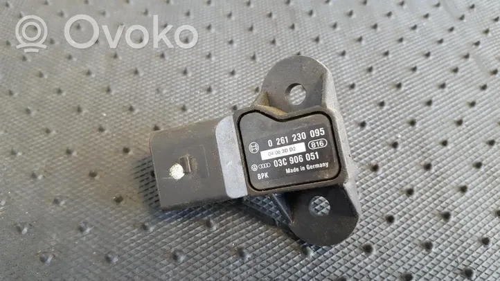 Volkswagen Polo Датчик давления воздуха 0261230095