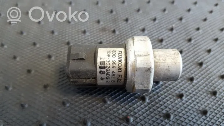 Volkswagen PASSAT B5 Air conditioning (A/C) pressure sensor 8D0959482B