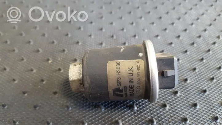 Volkswagen PASSAT B5 Air conditioning (A/C) pressure sensor 8D0959482