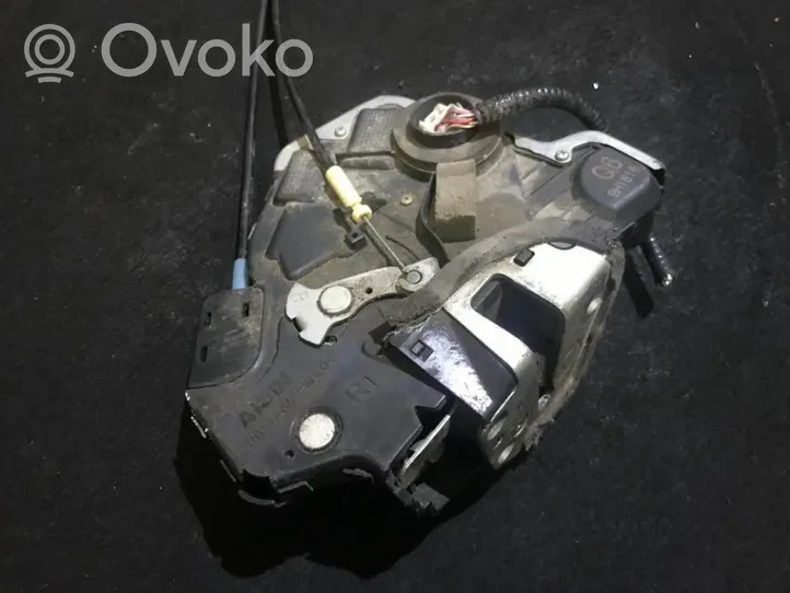 Toyota Avensis T250 Türschloss vorne a046693