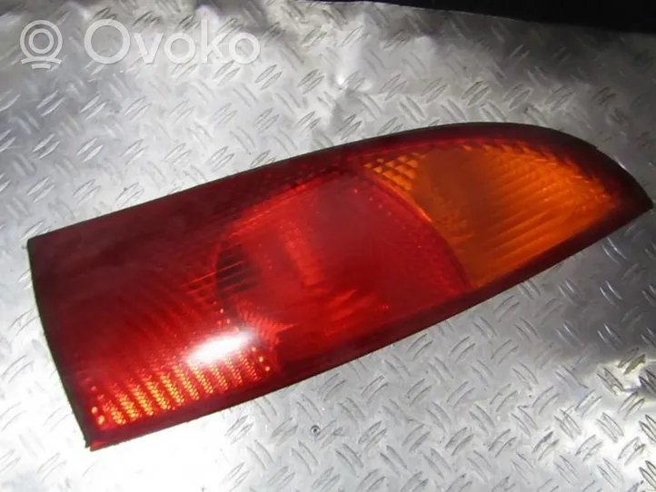 Ford Focus Lampa tylna 1M5113404AC