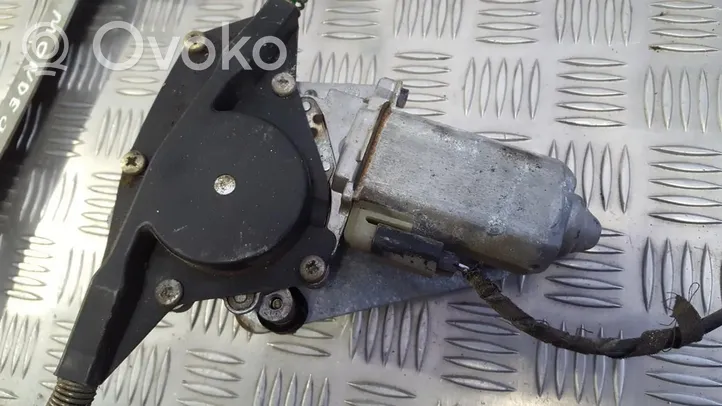 Ford Mondeo MK I Moteur de lève-vitre de porte avant 015001015