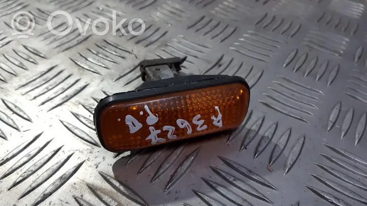 Honda Civic Front fender indicator light 