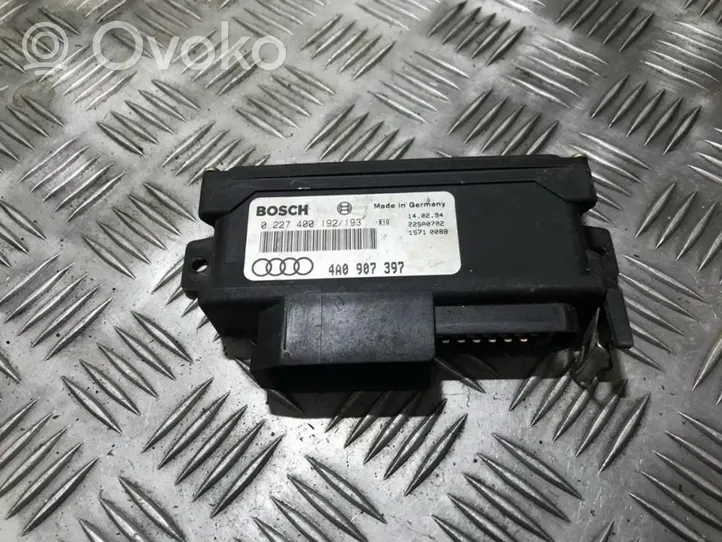 Audi 80 90 S2 B4 Inne komputery / moduły / sterowniki 0227400192