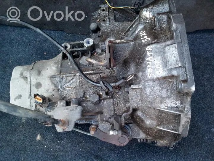 Hyundai Sonata Manual 5 speed gearbox 519321