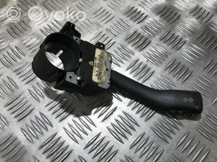 Audi A3 S3 8L Commodo de clignotant 8l0953513