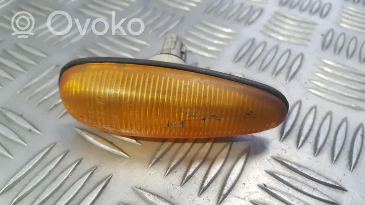 Mazda MX-5 NA Miata Seitenblinker 21461634