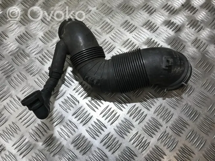 Volkswagen PASSAT B7 Air intake hose/pipe 3c0129654