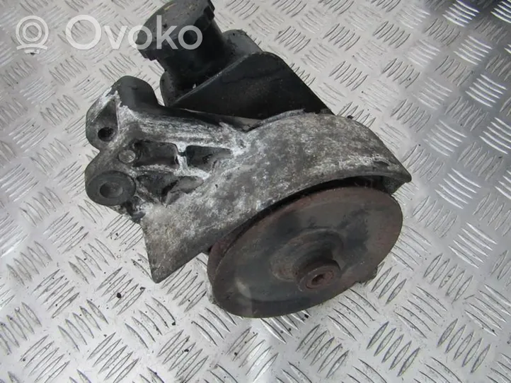 Renault Safrane Ohjaustehostimen pumppu 862373G