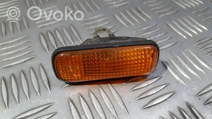 Honda Accord Etupuskurin suuntavilkku 236346