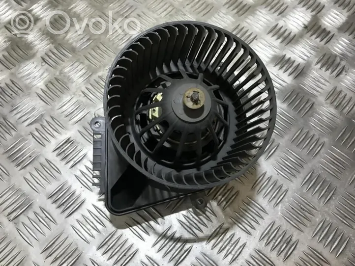 Renault Laguna I Ventola riscaldamento/ventilatore abitacolo 841915a