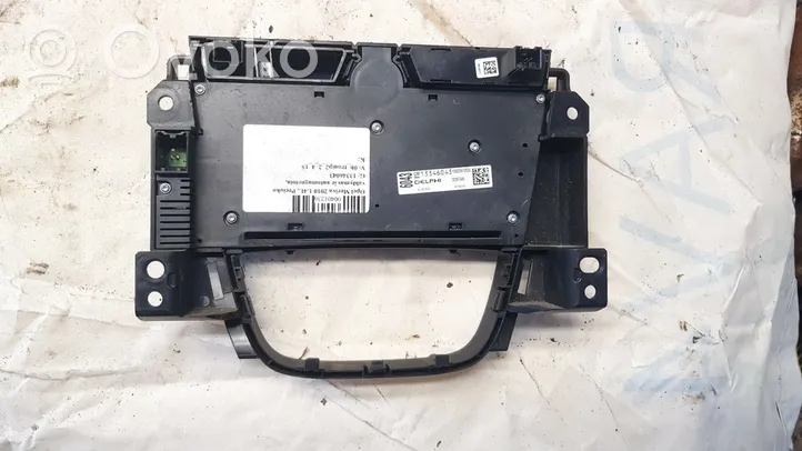 Opel Meriva B Panel / Radioodtwarzacz CD/DVD/GPS 13346043