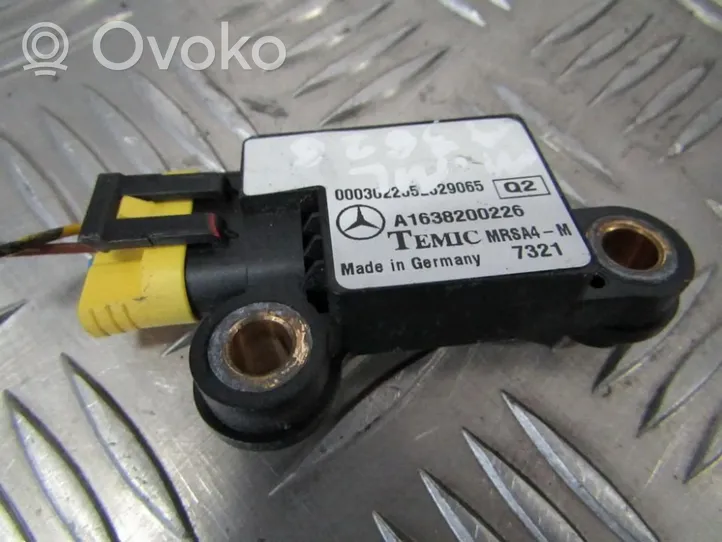 Mercedes-Benz ML W163 Gaisa spilvenu trieciensensors a1638200226