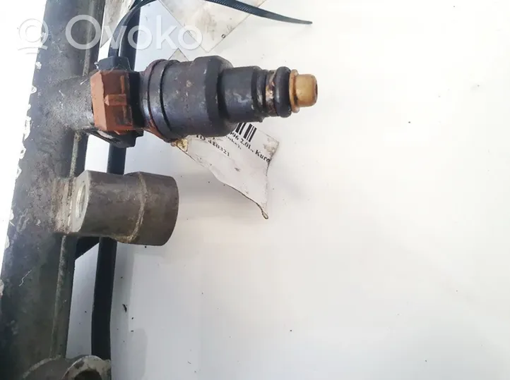 Hyundai Lantra II Injecteur de carburant 9250930019