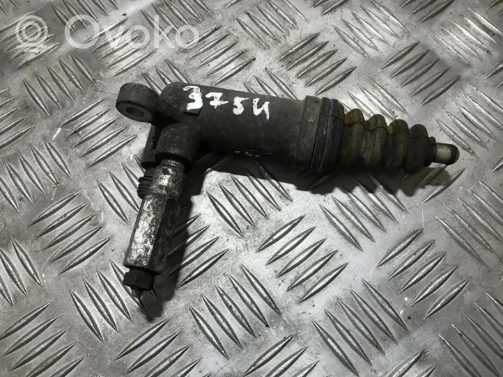 Volkswagen PASSAT B5 Clutch master cylinder 4a0721261