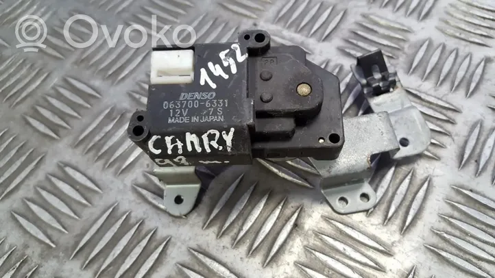 Toyota Camry Oro sklendės varikliukas 0637006331