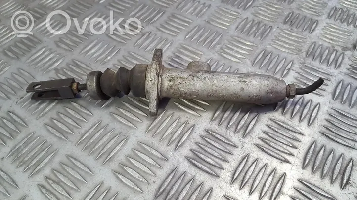 Audi 80 90 B3 Główny cylinder sprzęgła 443721401A