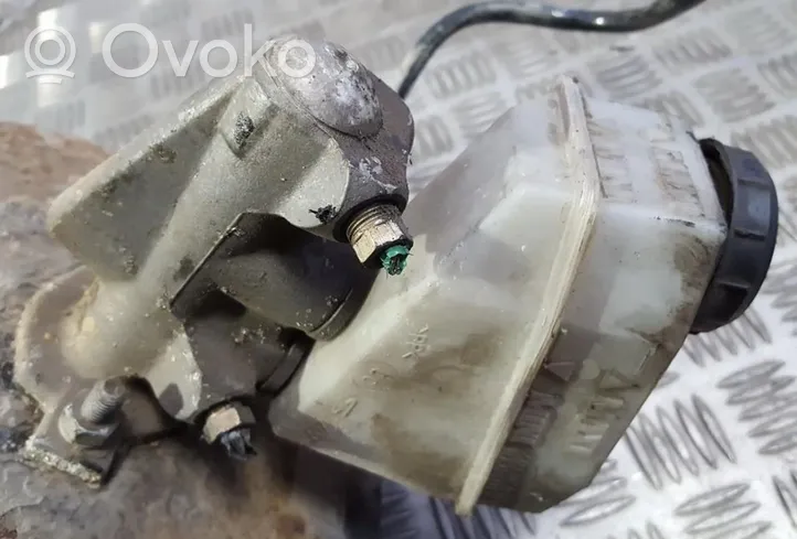 Renault Kangoo I Master brake cylinder 7700417649