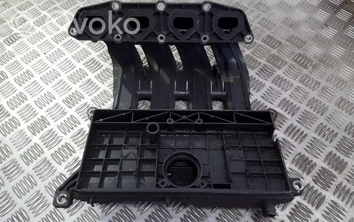 Renault Clio II Intake manifold 8200166856