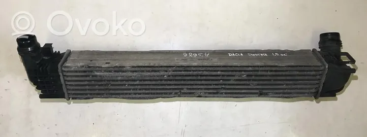 Dacia Duster Chłodnica powietrza doładowującego / Intercooler 8200880552