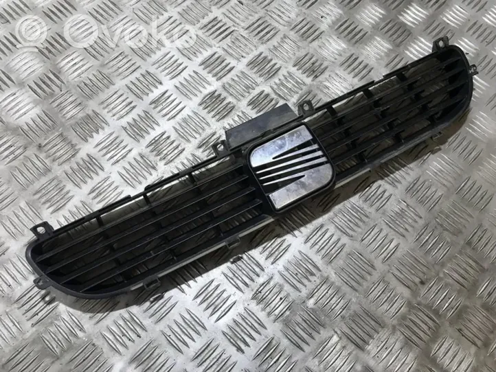 Seat Cordoba (6K) Front grill 