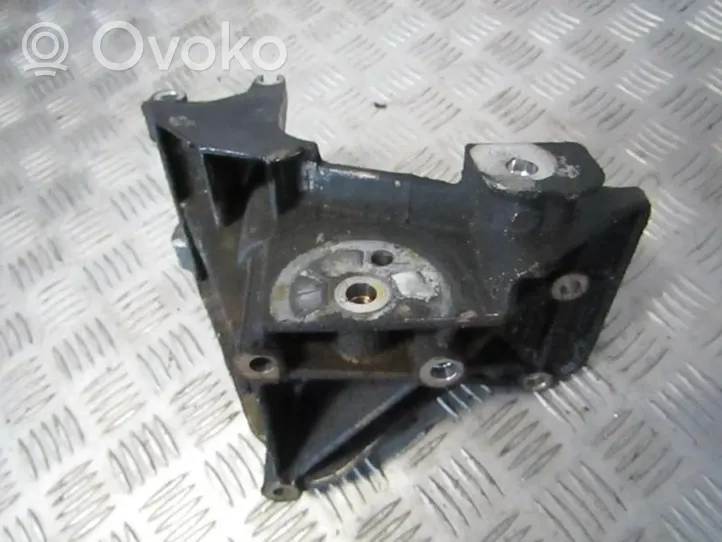 Peugeot 307 Supporto di montaggio del motore (usato) 9643834980