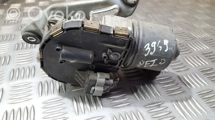 Peugeot 407 Wiper motor 0390241722