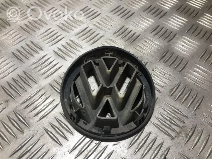 Volkswagen Golf III Manufacturer badge logo/emblem 321853601b