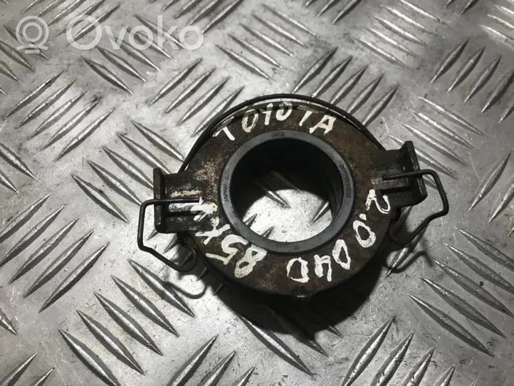 Toyota Avensis T220 Kytkimen irrotuksen laakeri 
