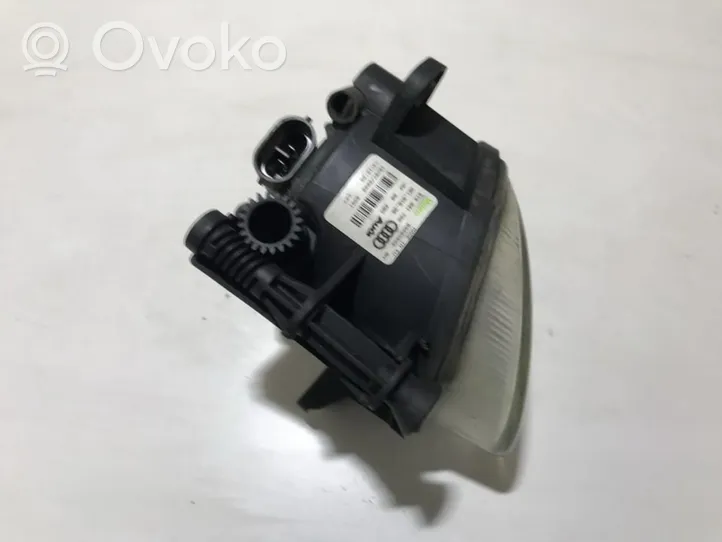 Audi A5 8T 8F Światło przeciwmgłowe przednie 8t0941700