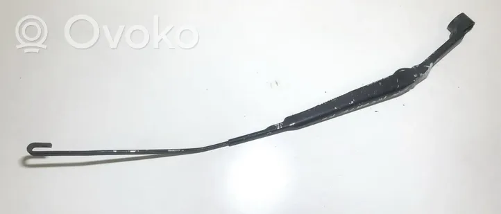 Hyundai Coupe Front wiper blade arm 