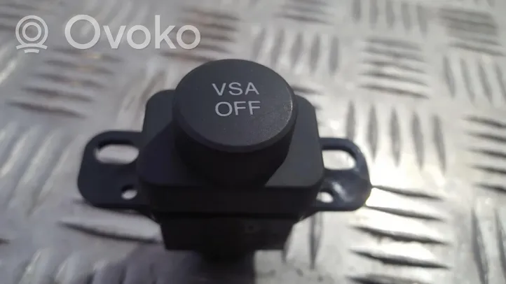 Honda Civic Przycisk kontroli trakcji ASR M30489