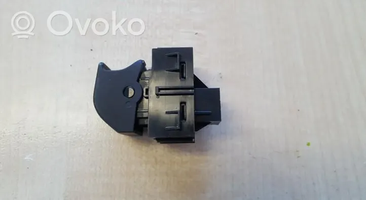 Opel Meriva B Przycisk / Włącznik hamulca ręcznego 132709812