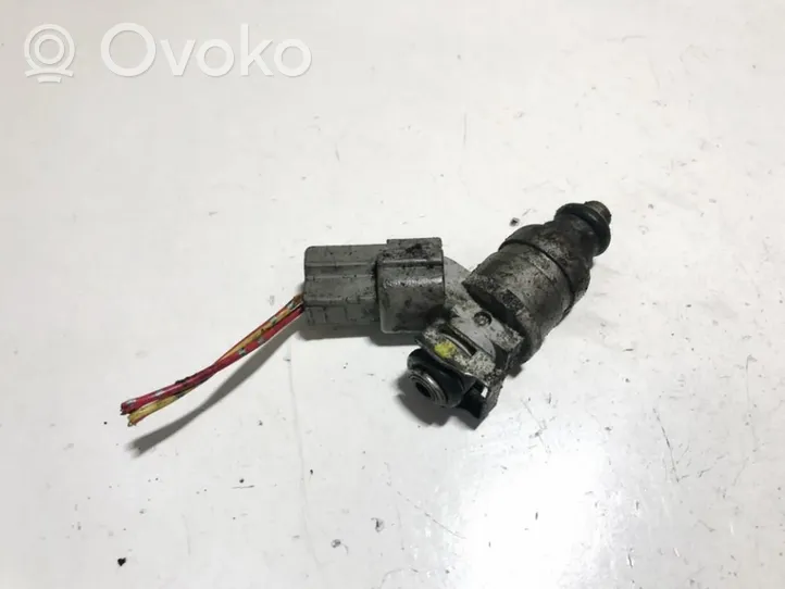 Mitsubishi Colt Injecteur de carburant mr988977